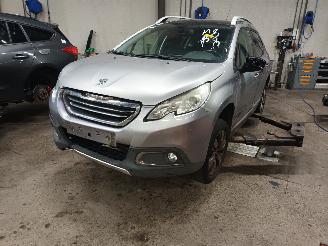 Autoverwertung Peugeot 2008 2008 (CU) MPV 1.2 Vti 12V PureTech 82 (EB2F(HMZ)) [60kW]  (03-2013/12-=
2018) 2015/11