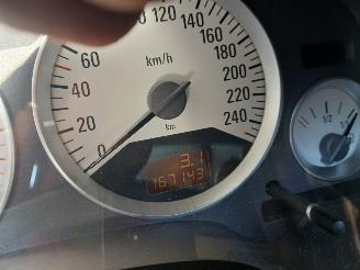 Opel Astra Astra G (F08/48) Hatchback 2.0 16V OPC (X20XER) [117kW]  (11-1999/09-2=
002) picture 2