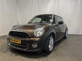 Voiture accidenté Mini Mini Mini (R56) Hatchback 1.6 16V Cooper (N16-B16A) [90kW]  (09-2009/11-201=
3) 2010/11