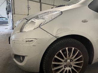 Toyota Yaris Yaris II (P9) Hatchback 1.33 16V Dual VVT-I (1NRFE) [74kW]  (11-2008/1=
2-2011) picture 19
