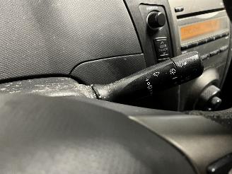 Toyota Yaris Yaris II (P9) Hatchback 1.33 16V Dual VVT-I (1NRFE) [74kW]  (11-2008/1=
2-2011) picture 14