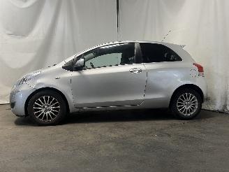 Toyota Yaris Yaris II (P9) Hatchback 1.33 16V Dual VVT-I (1NRFE) [74kW]  (11-2008/1=
2-2011) picture 4