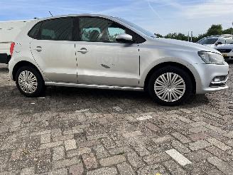 Volkswagen Polo Polo V (6R) Hatchback 1.4 TDI 12V 90 (CUSB(Euro 6)) [66kW]  (02-2014/1=
0-2017) picture 6