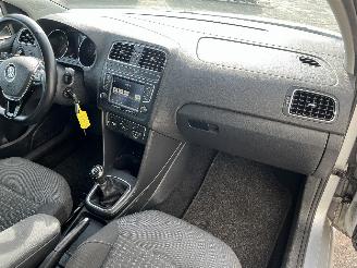 Volkswagen Polo Polo V (6R) Hatchback 1.4 TDI 12V 90 (CUSB(Euro 6)) [66kW]  (02-2014/1=
0-2017) picture 11