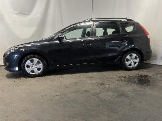 Hyundai I-30 i30 Crosswagon (WWH) Combi 1.4 CVVT 16V (G4FA) [80kW]  (11-2009/06-201=
2) picture 4