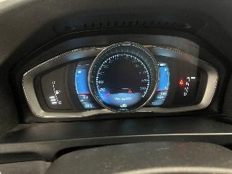 Volvo V-60 V60 I (FW/GW) Combi 2.4 D6 20V Plug-in Hybrid AWD (D82PHEV) [206kW]  (=
06-2012/12-2015) picture 19