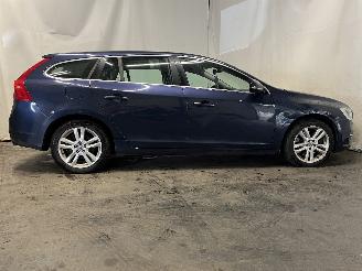 Volvo V-60 V60 I (FW/GW) Combi 2.4 D6 20V Plug-in Hybrid AWD (D82PHEV) [206kW]  (=
06-2012/12-2015) picture 7