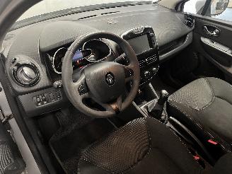 Renault Clio Clio IV (5R) Hatchback 5-drs 1.5 Energy dCi 90 FAP (K9K-608(K9K-B6)) [=
66kW]  (11-2012/08-2021) picture 13