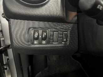 Renault Clio Clio IV (5R) Hatchback 5-drs 1.5 Energy dCi 90 FAP (K9K-608(K9K-B6)) [=
66kW]  (11-2012/08-2021) picture 21