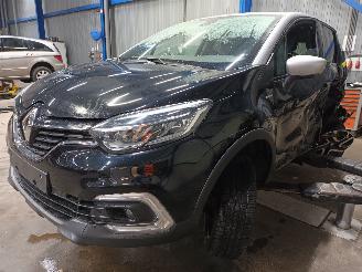rozbiórka samochody osobowe Renault Captur Captur I (2R) SUV 1.2 TCE 16V EDC (H5F-412(H5F-G4)) [87kW]  (01-2016/.=
=2E.) 2017/9