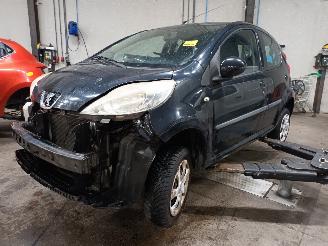 Sloopauto Peugeot 107 107 Hatchback 1.0 12V (384F(1KR)) [50kW]  (06-2005/05-2014) 2009/11
