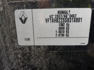 Renault Twingo Twingo III (AH) Hatchback 5-drs 0.9 Energy TCE 90 12V (H4B-C4) [66kW] =
 (09-2014/...) picture 6