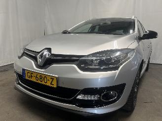 Schadeauto Renault Mégane Megane III Grandtour (KZ) Combi 5-drs 1.2 16V TCE 115 (H5F-400(H5F-A4)=
) [85kW]  (03-2012/02-2016) 2015/5