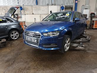 demontáž osobní automobily Audi A3 A3 Sportback (8VA/8VF) Hatchback 5-drs 2.0 TDI 16V (CRBC) [110kW]  (09=
-2012/10-2020) 2013/11