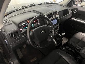 Jeep Patriot Patriot (MK74) SUV 2.4 16V 4x4 (ERZ) [125kW]  (01-2008/12-2017) picture 17