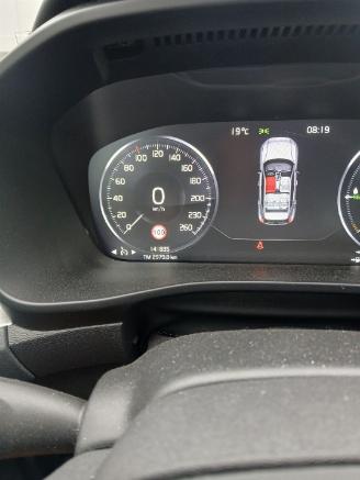 Volvo XC40 XC40 (XZ) SUV 1.5 T4 Plug-in Hybrid 12V (B3154T10) [155kW]  (06-2020/.=
=2E.) picture 2