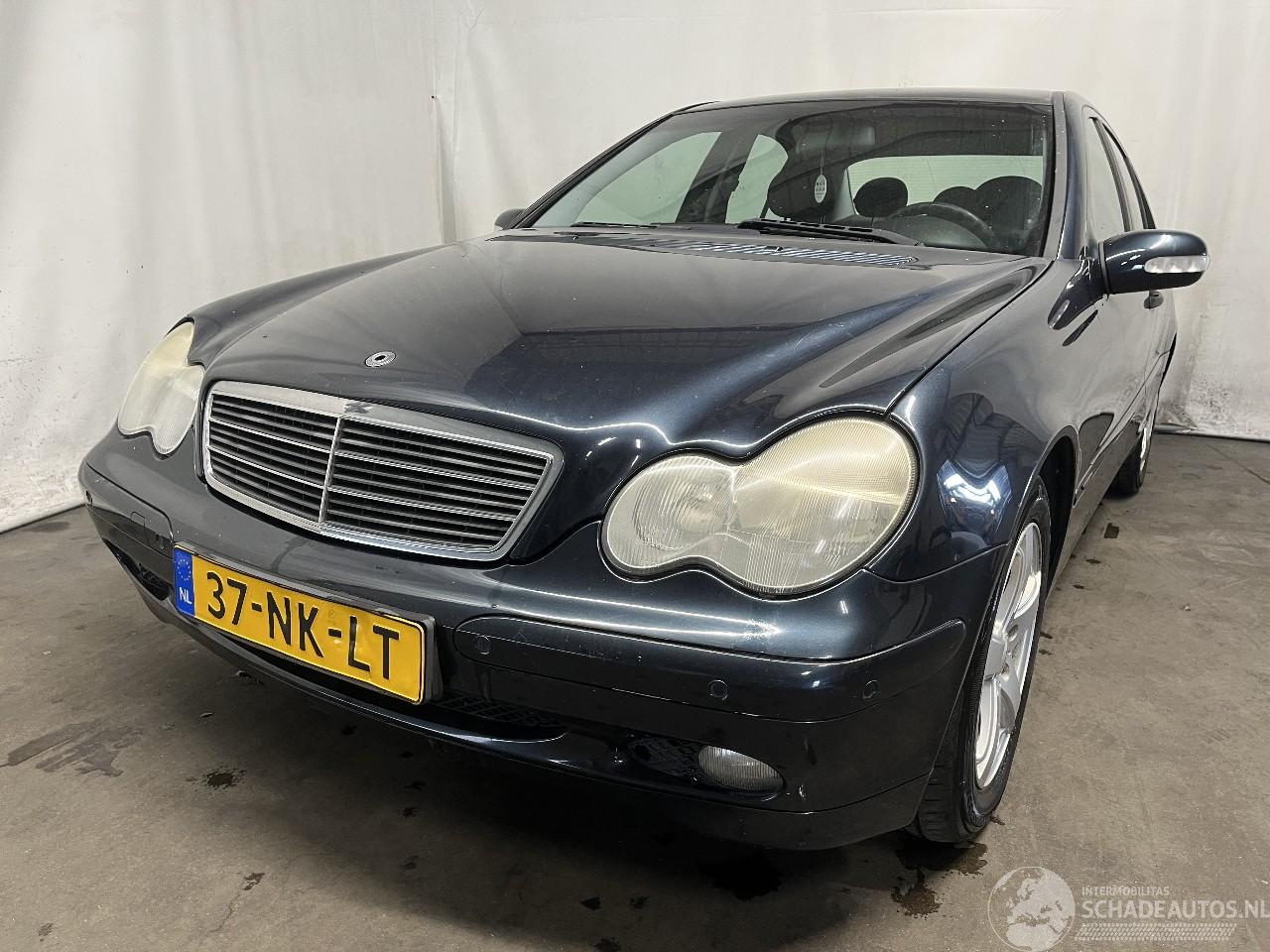 Mercedes C-klasse C (W203) Sedan 1.8 C-180K 16V (M271.946) [105kW]  (05-2002/02-2007)