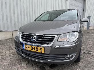 Vaurioauto  passenger cars Volkswagen Touran Touran (1T1/T2) MPV 1.4 16V TSI 140 (CAVC) [103kW]  (02-2006/05-2010) 2009/6
