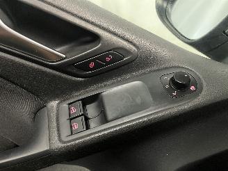 Volkswagen Golf Golf VI (5K1) Hatchback 1.2 TSI BlueMotion (CBZB) [77kW]  (11-2008/11-=
2012) picture 28