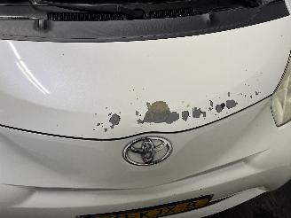 Toyota iQ iQ Hatchback 3-drs 1.0 12V VVT-i (1KR-FE) [50kW]  (01-2009/12-2015) picture 7