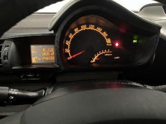 Toyota iQ iQ Hatchback 3-drs 1.0 12V VVT-i (1KR-FE) [50kW]  (01-2009/12-2015) picture 20