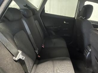 Kia Cee d Cee'd Sporty Wagon (EDF) Combi 1.4 16V (G4FA) [66kW]  (07-2009/12-2012=
) picture 13