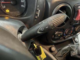 Fiat Doblo Doblo Cargo (223) Van 1.3 D 16V Multijet DPF (223.A.9000) [62kW]  (08-=
2006/12-2010) picture 16