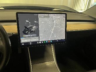Tesla Model 3 Model 3 Sedan Long Range 72kWh (3D6) [192kW]  (01-2017/...) picture 23