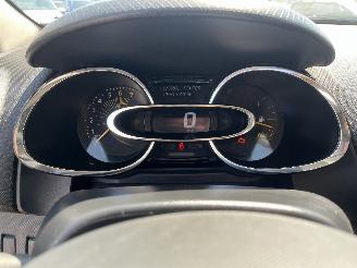 Renault Clio Clio IV Estate/Grandtour (7R) Combi 5-drs 0.9 Energy TCE 90 12V (H4B-4=
12(H4B-G4)) [66kW]  (01-2013/08-2021) picture 22