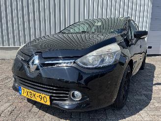 Schadeauto Renault Clio Clio IV Estate/Grandtour (7R) Combi 5-drs 0.9 Energy TCE 90 12V (H4B-4=
12(H4B-G4)) [66kW]  (01-2013/08-2021) 2014/6