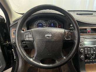 Volvo V-70 V70 (BW) Combi 2.4 D 20V (D5244T19) [120kW]  (04-2007/12-2010) picture 13