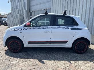 Renault Twingo Twingo III (AH) Hatchback 5-drs 1.0 SCe 70 12V (H4D-400(H4D-A4)) [52kW=
]  (09-2014/04-2019) picture 3