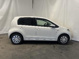 Volkswagen Up! Up! (121) Hatchback 1.0 12V 60 (CHYE) [44kW]  (08-2011/08-2020) picture 7