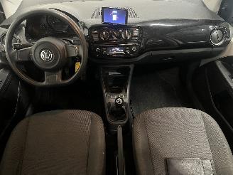 Volkswagen Up! Up! (121) Hatchback 1.0 12V 60 (CHYE) [44kW]  (08-2011/08-2020) picture 15