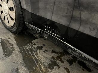 Volkswagen Up! Up! (121) Hatchback 1.0 12V 60 (CHYA) [44kW]  (08-2011/08-2020) picture 22