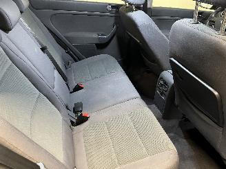 Volkswagen Golf Golf Plus (5M1/1KP) MPV 1.6 FSI 16V (BLF(Euro 4)) [85kW]  (12-2004/05-=
2008) picture 10