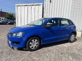 Volkswagen Polo Polo V (6R) Hatchback 1.2 12V BlueMotion Technology (CGPA(Euro 5)) [51=
kW]  (06-2009/05-2014) picture 3