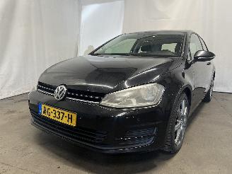 Damaged car Volkswagen Golf Golf VII (AUA) Hatchback 2.0 TDI 16V (CRLB) [110kW]  (08-2012/08-2020)= 2014/7