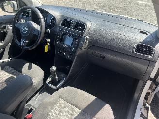 Volkswagen Polo Polo V (6R) Hatchback 1.2 TDI 12V BlueMotion (CFWA(Euro 5)) [55kW]  (1=
0-2009/05-2014) picture 16