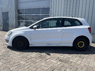 Volkswagen Polo Polo V (6R) Hatchback 1.2 TDI 12V BlueMotion (CFWA(Euro 5)) [55kW]  (1=
0-2009/05-2014) picture 4