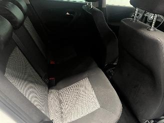 Volkswagen Polo Polo V (6R) Hatchback 1.2 TDI 12V BlueMotion (CFWA(Euro 5)) [55kW]  (1=
0-2009/05-2014) picture 10