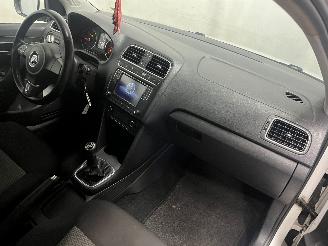 Volkswagen Polo Polo V (6R) Hatchback 1.2 TDI 12V BlueMotion (CFWA(Euro 5)) [55kW]  (1=
0-2009/05-2014) picture 8