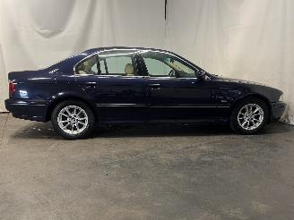 BMW 5-serie 5 serie (E39) Sedan 520i 24V (M54-B22(226S1)) [125kW]  (09-2000/06-200=
3) picture 7
