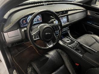 Jaguar XF XF Sportbrake Combi 2.0 P300 Turbo 16V AWD (PT204(AJ20P4)) [221kW]  (0=
8-2018/...) picture 24