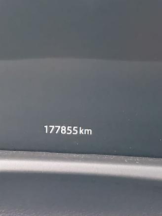 Jaguar XF XF Sportbrake Combi 2.0 P300 Turbo 16V AWD (PT204(AJ20P4)) [221kW]  (0=
8-2018/...) picture 2