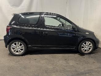 Toyota Yaris Yaris (P1) Hatchback 1.5 T Sport 16V VVT-i (1NZFE) [78kW]  (04-2001/09=
-2005) picture 7