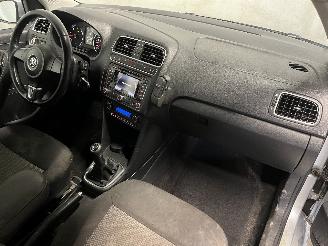 Volkswagen Polo Polo V (6R) Hatchback 1.2 TDI 12V BlueMotion (CFWA(Euro 5)) [55kW]  (1=
0-2009/05-2014) picture 15