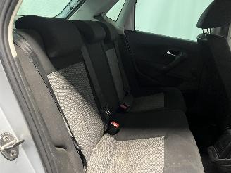Volkswagen Polo Polo V (6R) Hatchback 1.2 TDI 12V BlueMotion (CFWA(Euro 5)) [55kW]  (1=
0-2009/05-2014) picture 14