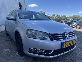 Volkswagen Passat Passat (362) Sedan 1.6 TDI 16V Bluemotion (CAYC(Euro 5)) [77kW]  (08-2=
010/12-2014) picture 6