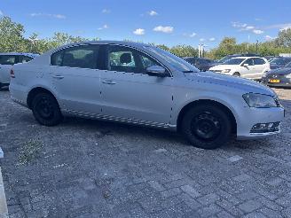 Volkswagen Passat Passat (362) Sedan 1.6 TDI 16V Bluemotion (CAYC(Euro 5)) [77kW]  (08-2=
010/12-2014) picture 7